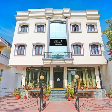 Super Collection O Bani Park Near Collectorate Circle Formerly Anuja Palace 斋浦尔 外观 照片